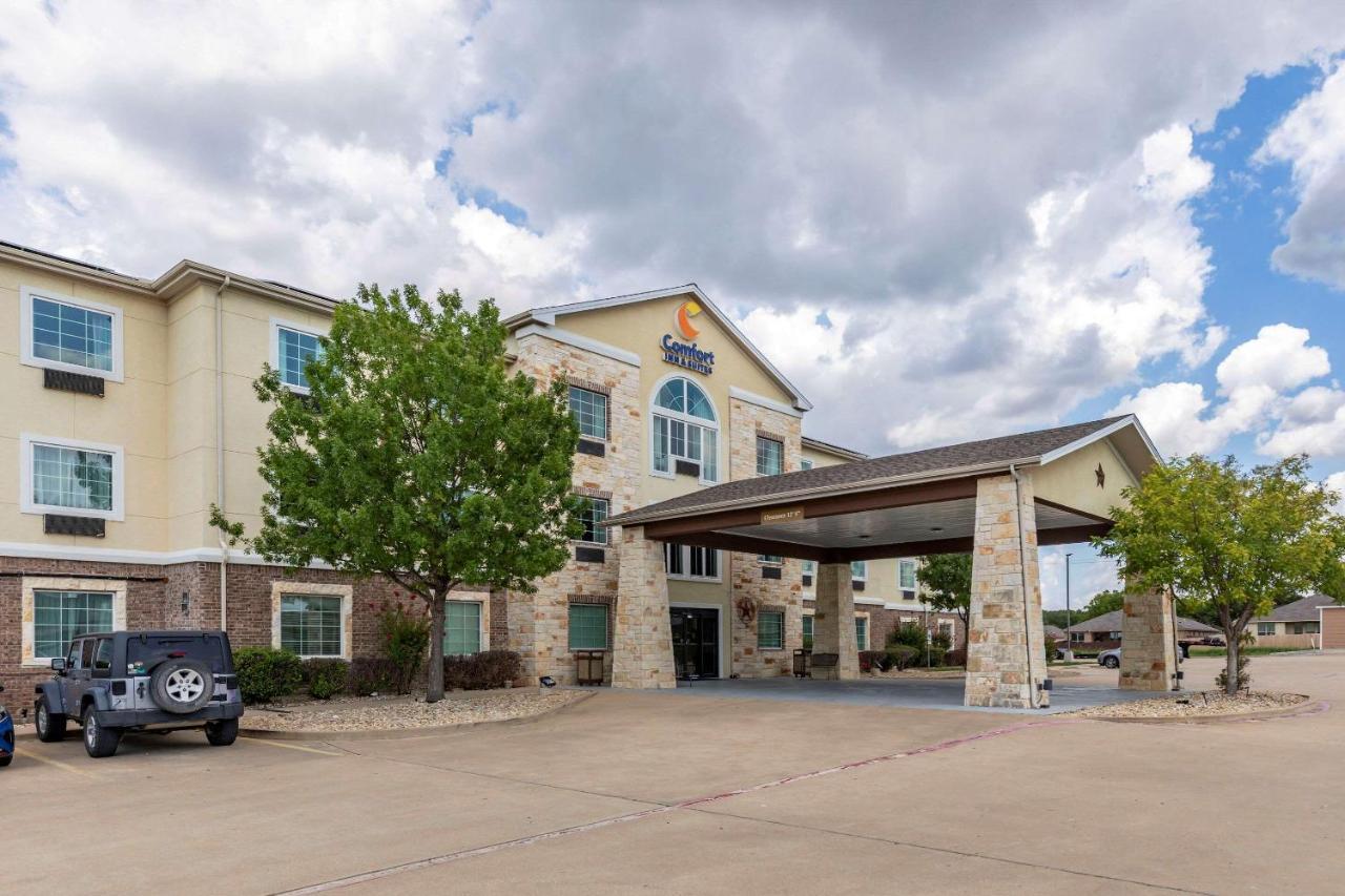 Comfort Inn & Suites Gatesville Near Fort Cavazos Exterior photo