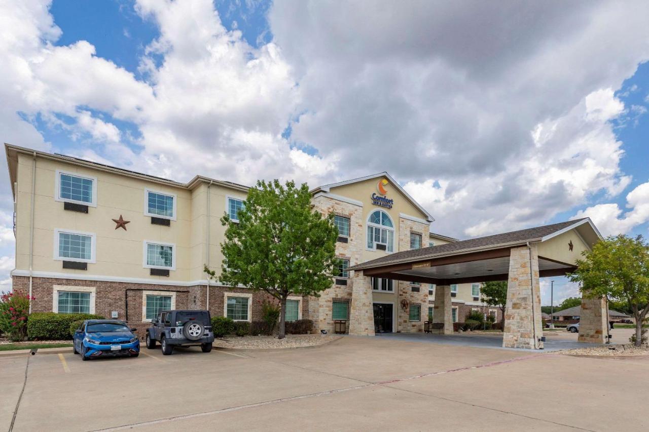 Comfort Inn & Suites Gatesville Near Fort Cavazos Exterior photo